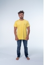 CAMISETAS MASCULINAS BONES COLLECTION AMARELO ESCURO ANZOL