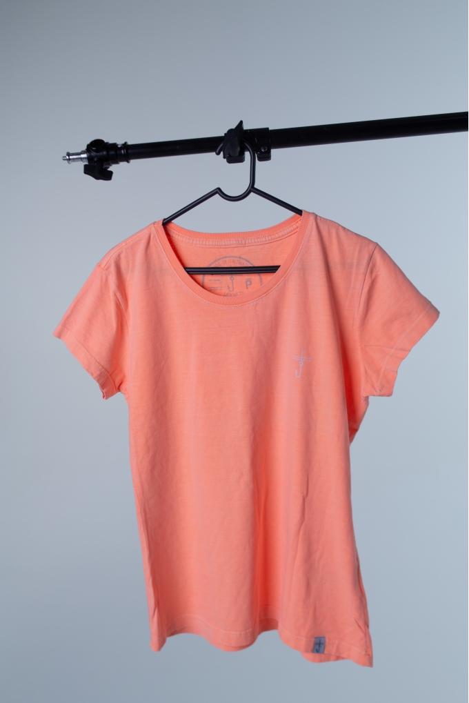 BABY LOOK FEMININO SALMÄO NEON