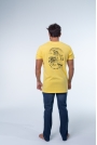 CAMISETAS MASCULINAS BONES COLLECTION AMARELO ESCURO GARRAFA